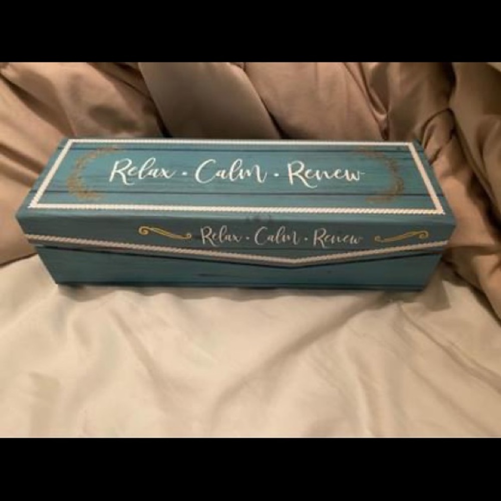 Jewelry box/decor